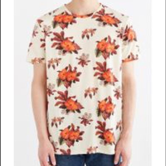 Urban Outfitters Orange Moody Floral Crew Neck Tee - Picture 2 of 2